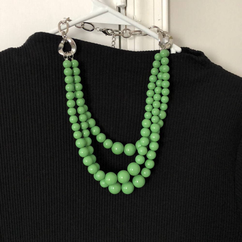 Preloved green necklace